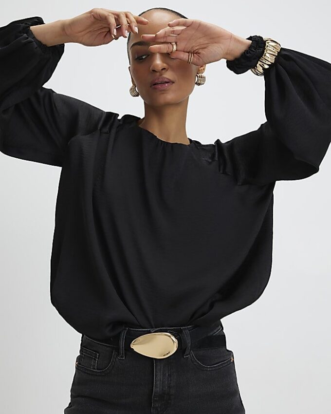 Black Bubble Hem Blouse