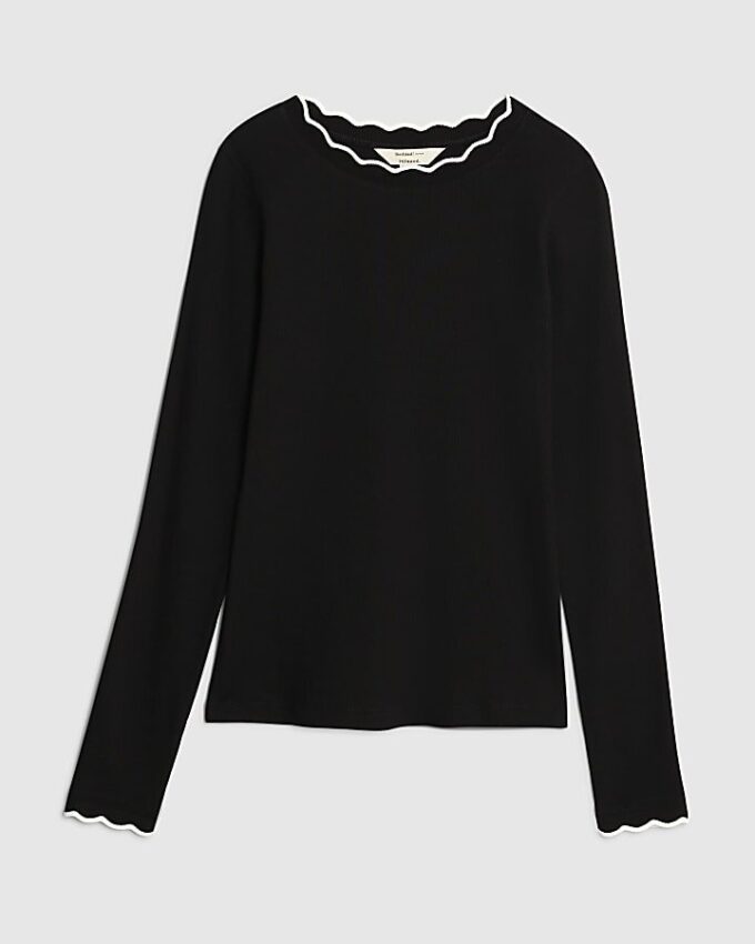 Black Long Sleeve Scallop Trim Top