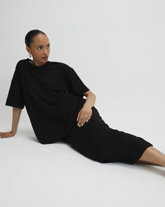 Black Premium Maxi Skirt