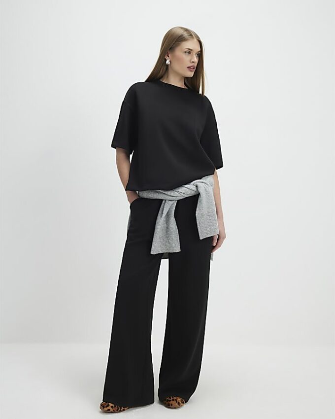 Black Premium Short Sleeve Boxy T-Shirt