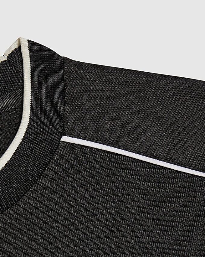 Black Slim Fit Piped T-Shirt
