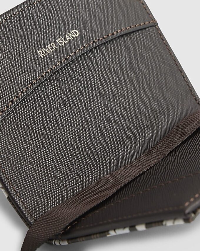 Brown Daisy Monogram Print Passport Holder