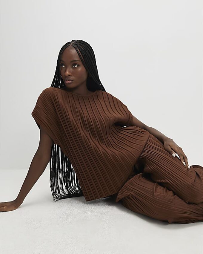 Brown Plisse Short Sleeve Top