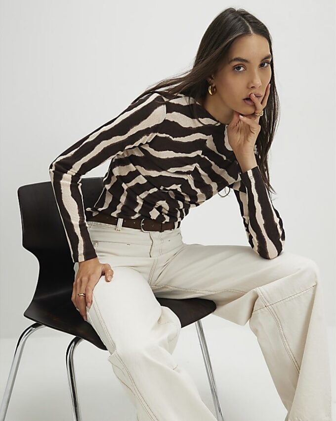 Brown Ruched Wavy Print Mesh Top