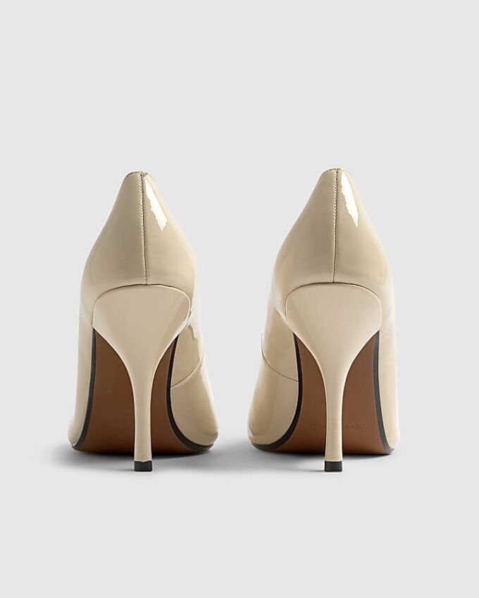 Cream Long Chisel Toe Patent Court Heels