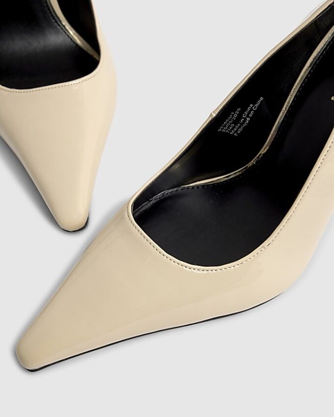 Cream Long Chisel Toe Patent Court Heels