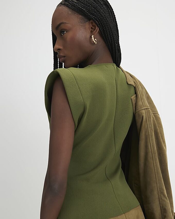 Green Fitted Knit Sleeveless Top