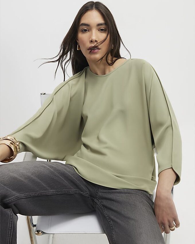 Green Long Sleeve Batwing Top