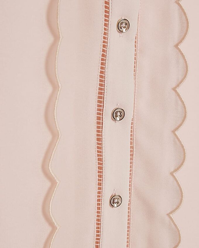 Pink Scallop Sleeveless Blouse