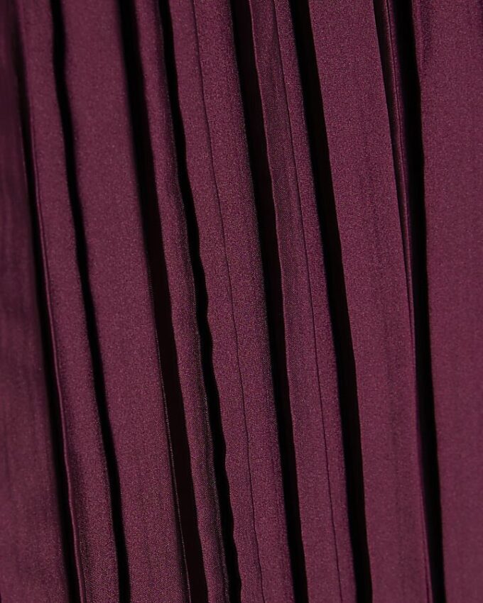 Red Long Sleeve Pleated Front Top