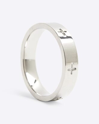 Silver stainless steel chain link ring